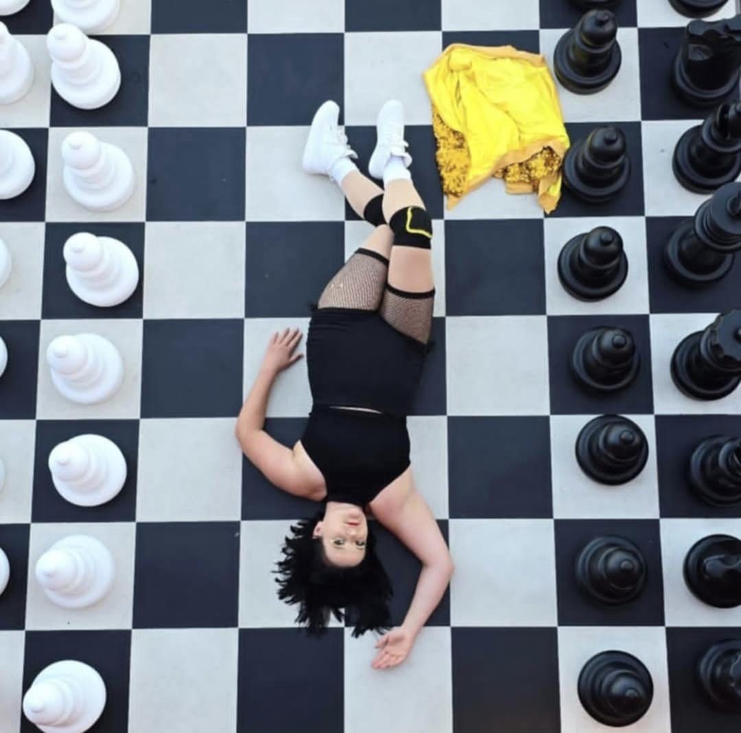 Ciara Thorburn, circus artist, event entertainer
