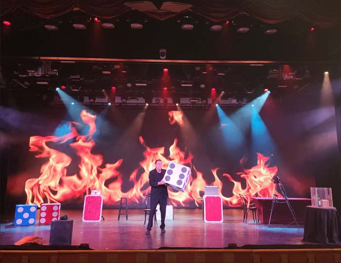 comedy magician sydney, event entertainer for hire