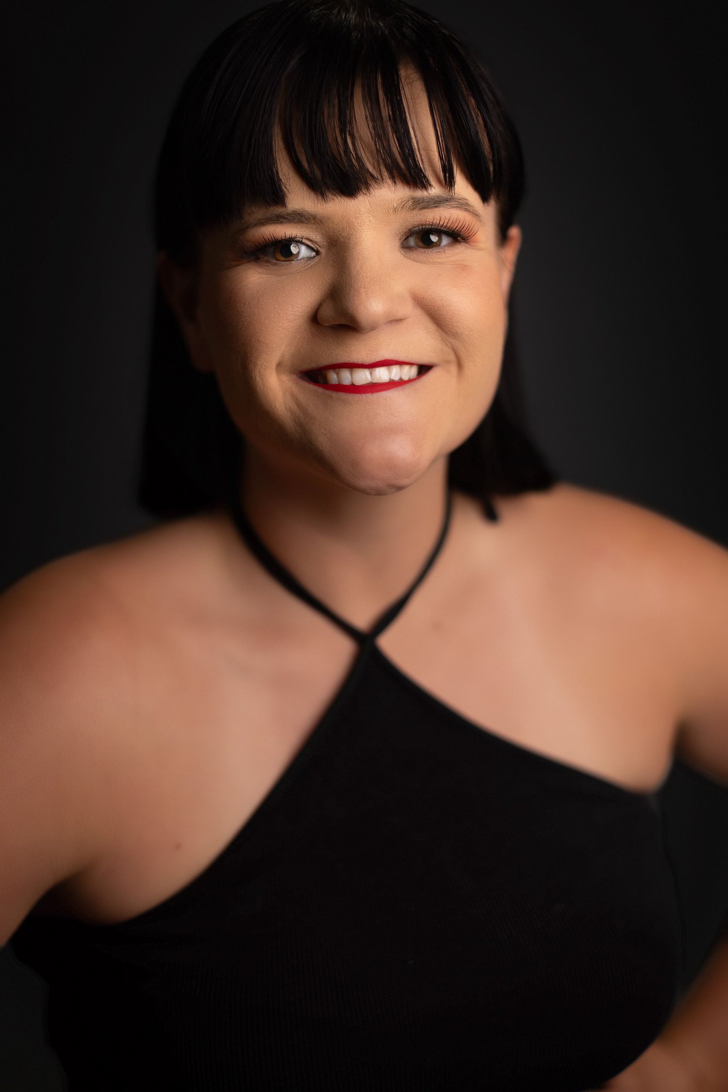 Ciara Thorburn, circus artist, event entertainer, festival.
